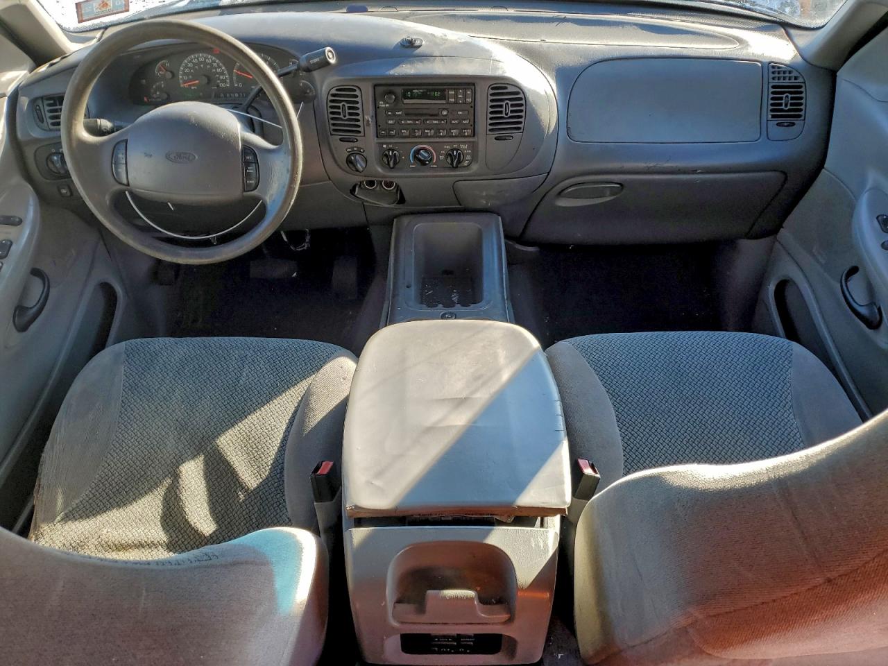 2002 FORD EXPEDITION XLT photo 8