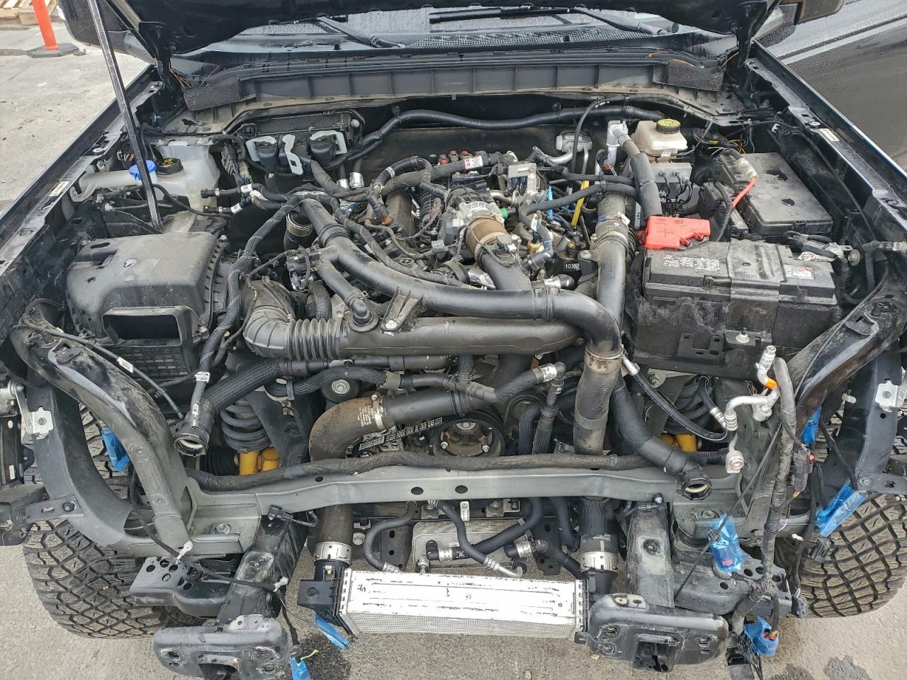 2023 FORD BRONCO BASE photo 11