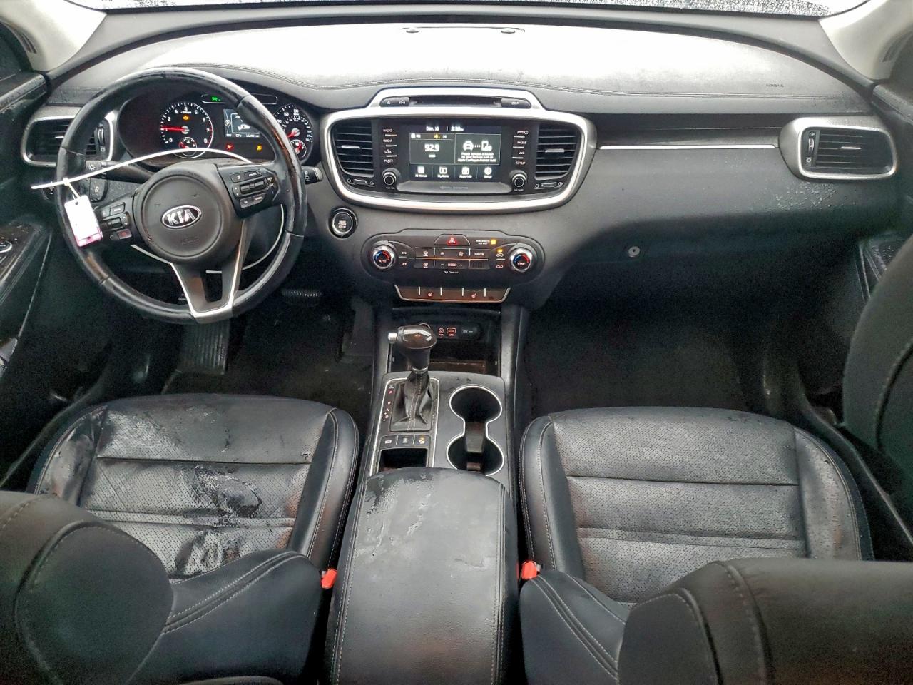 2017 KIA SORENTO LX photo 8