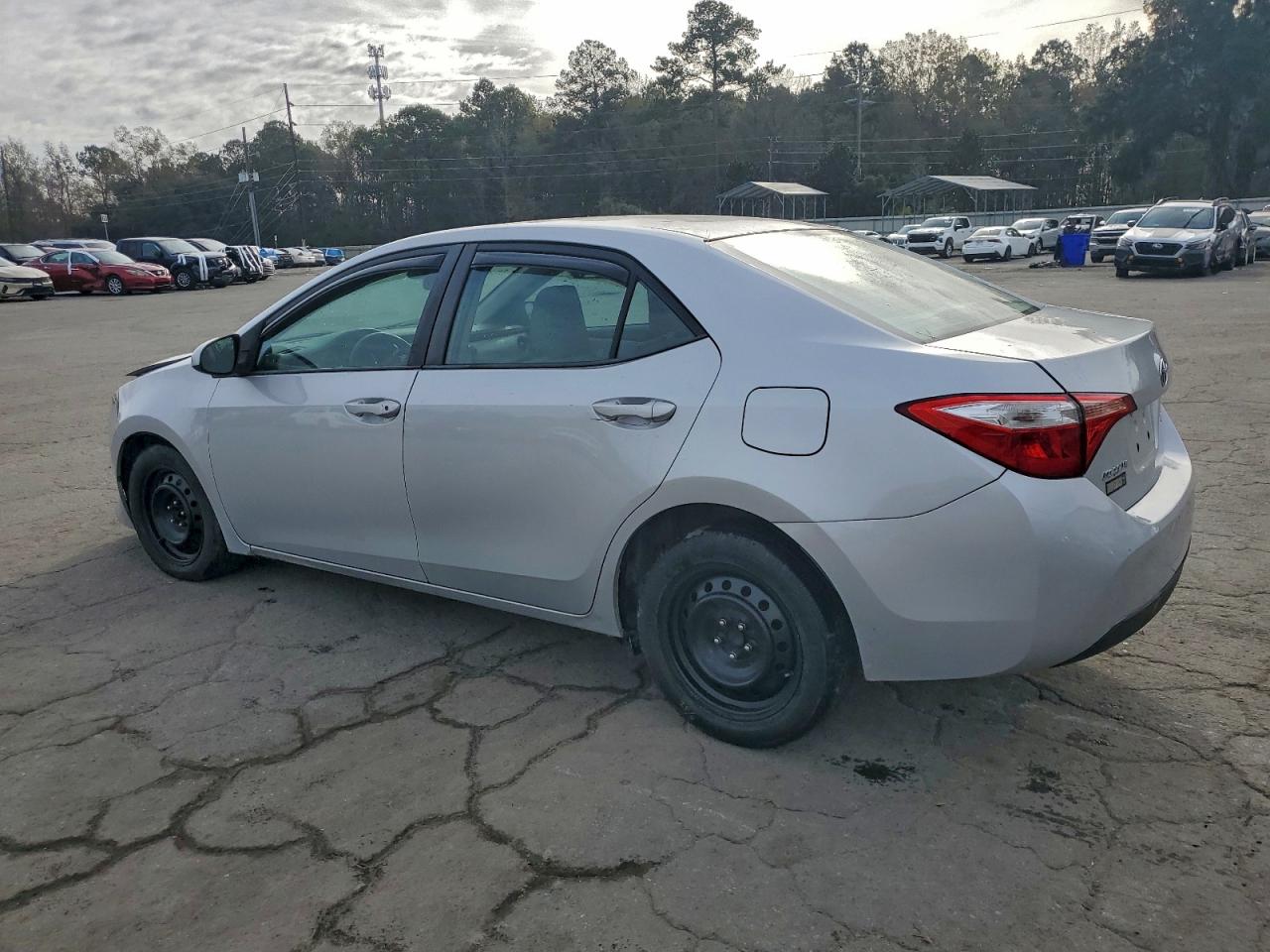 2017 TOYOTA COROLLA L photo 2