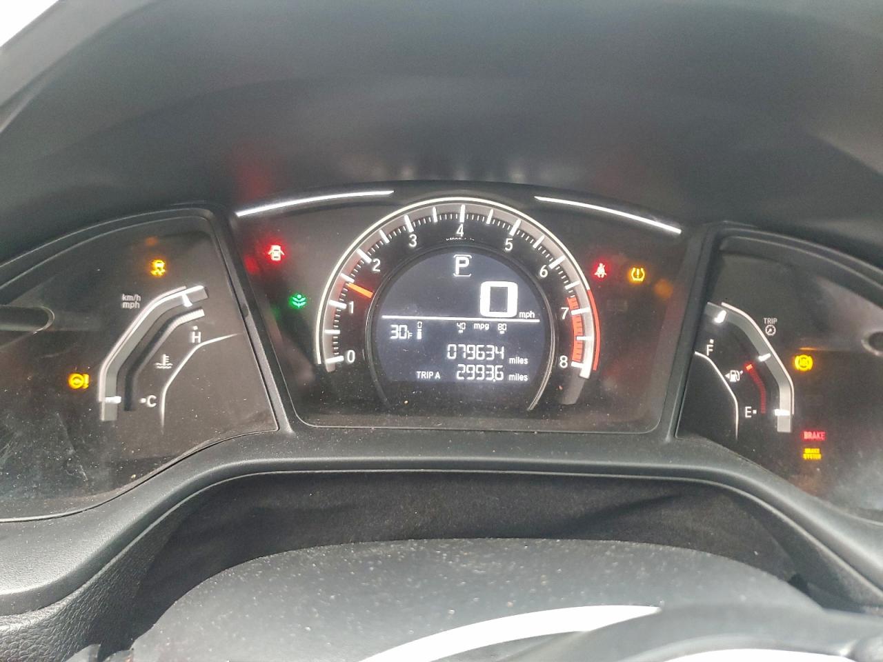 2017 HONDA CIVIC LX photo 9