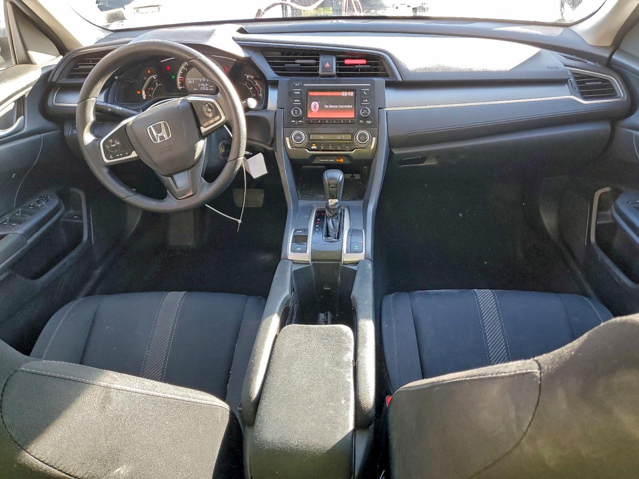 2017 HONDA CIVIC LX photo 8