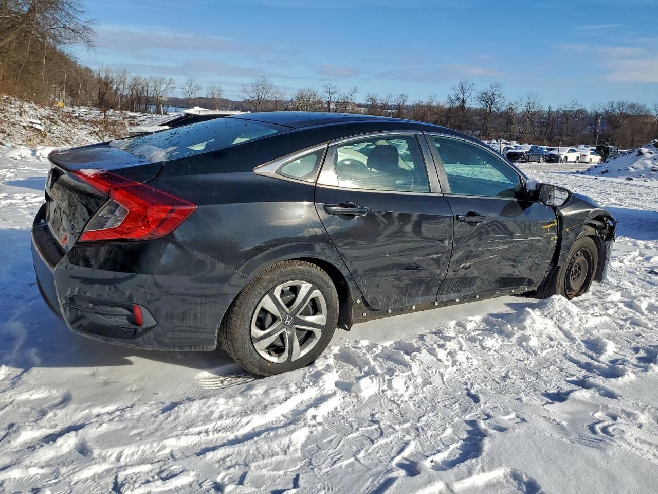 2017 HONDA CIVIC LX photo 3