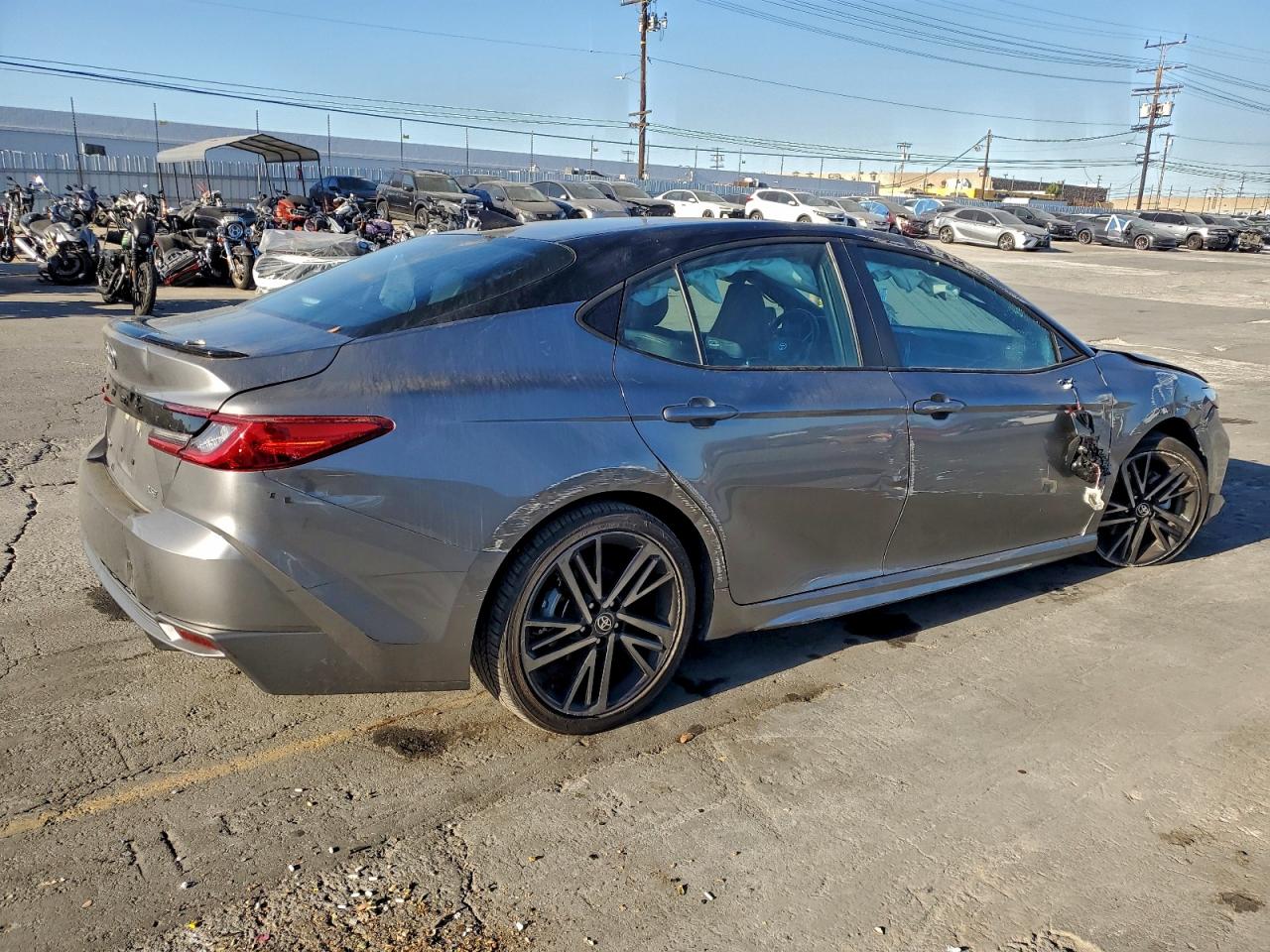 2025 TOYOTA CAMRY XSE photo 3