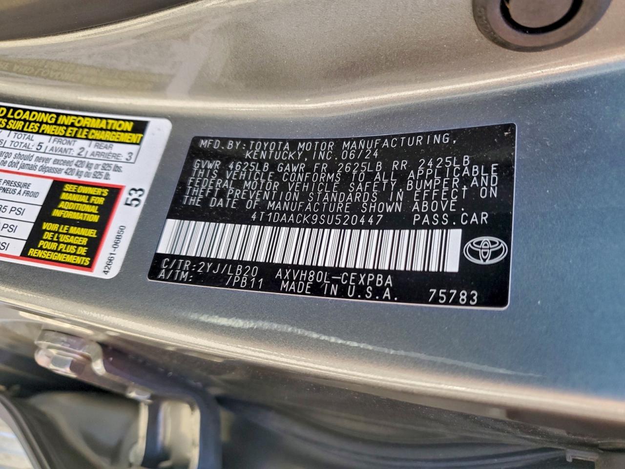 2025 TOYOTA CAMRY XSE photo 12