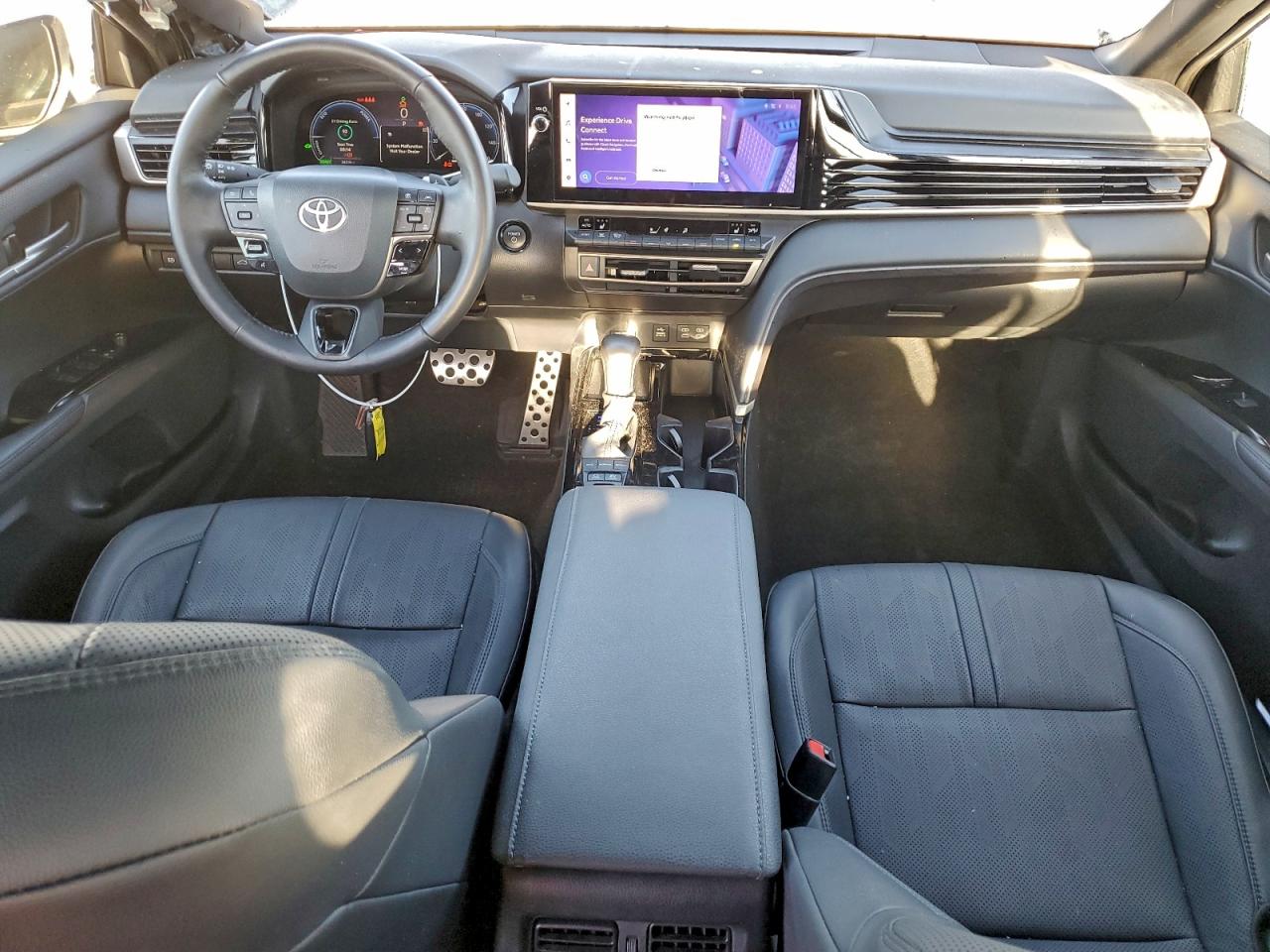 2025 TOYOTA CAMRY XSE photo 8