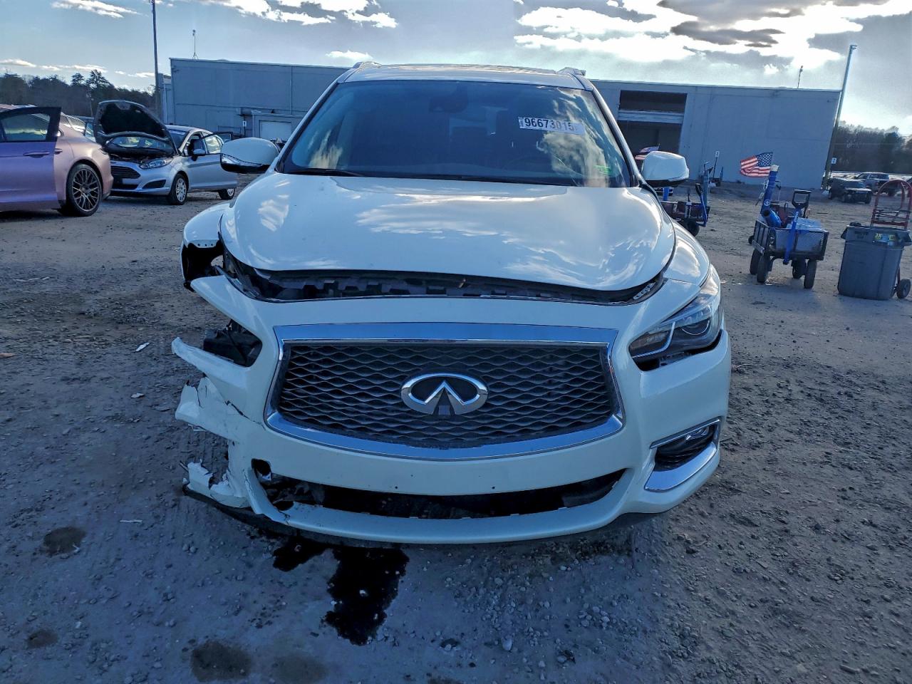 2020 INFINITI QX60 LUXE photo 5