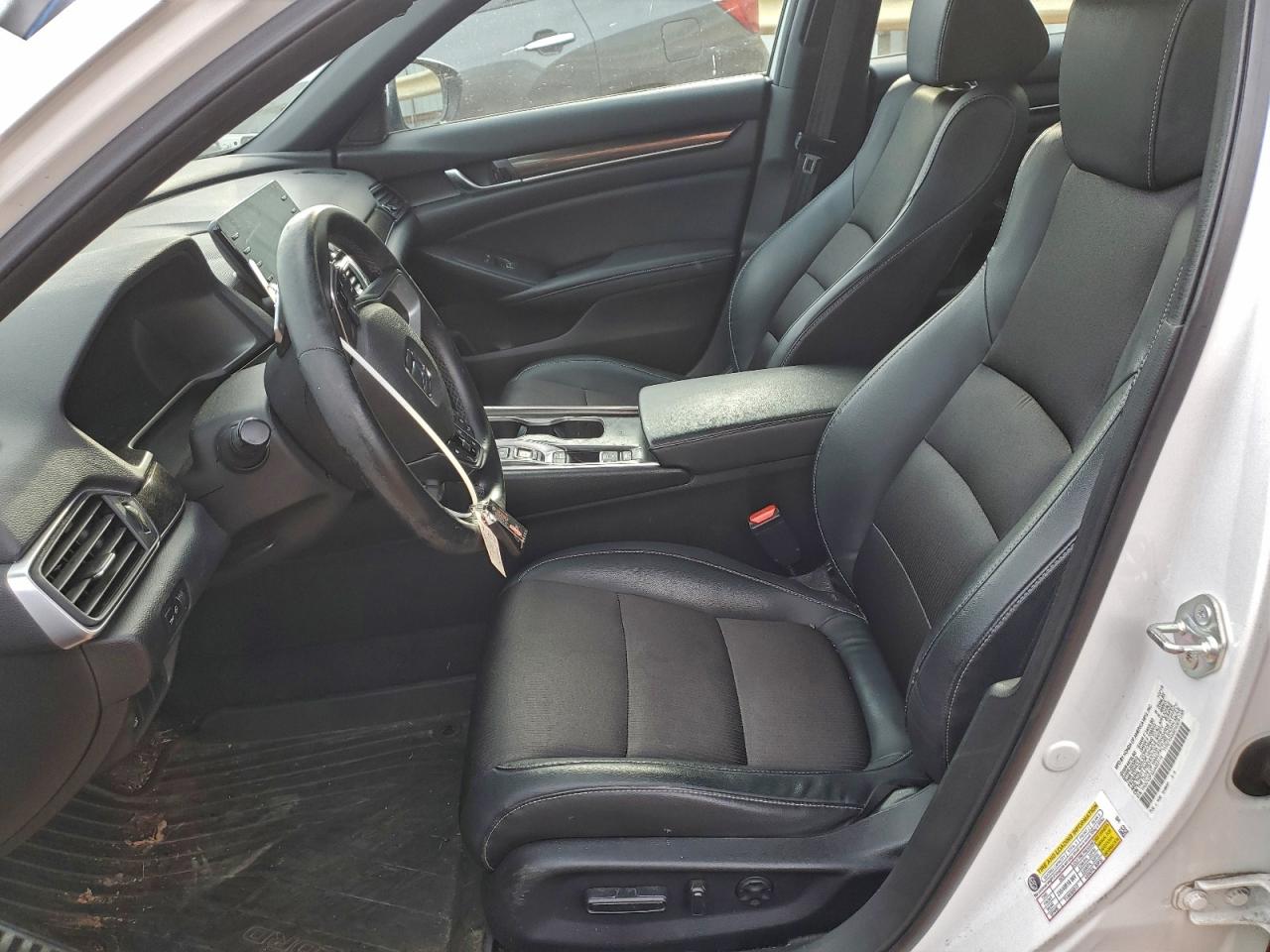 2018 HONDA ACCORD SPORT photo 7