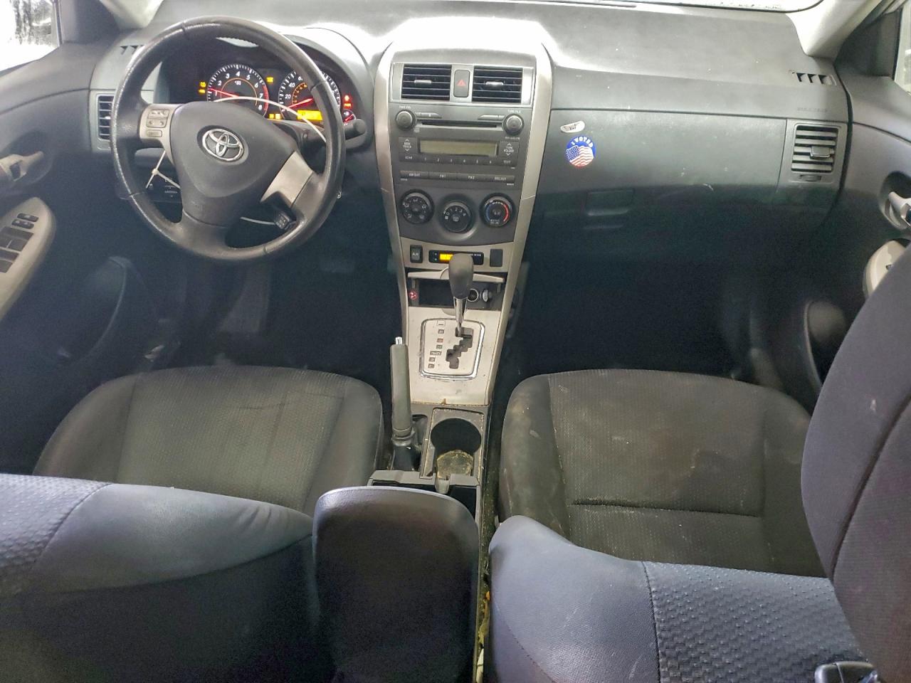 2010 TOYOTA COROLLA BASE photo 8
