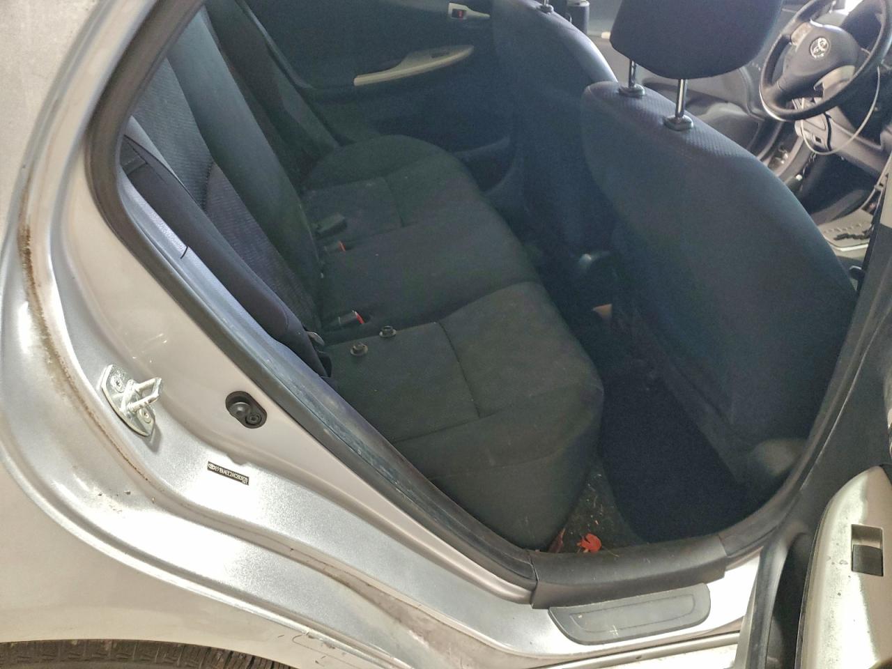 2010 TOYOTA COROLLA BASE photo 10