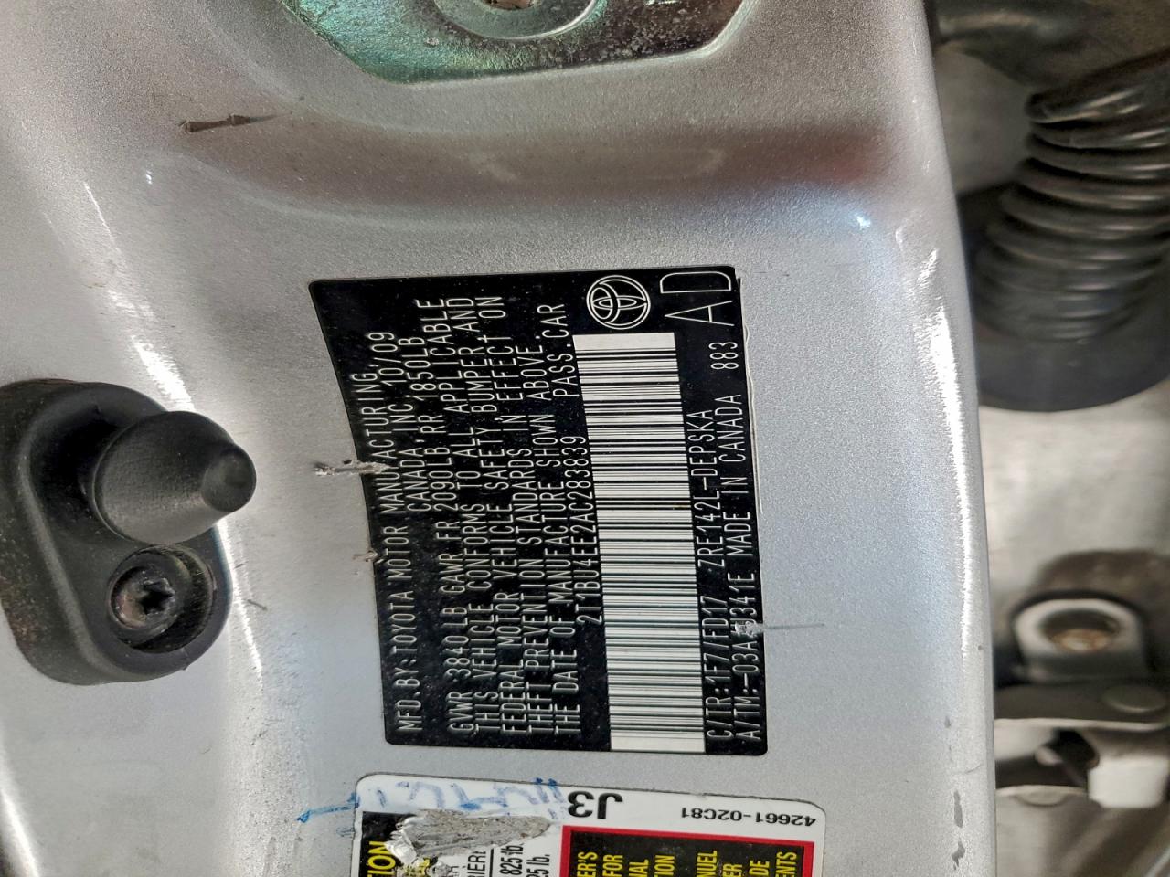 2010 TOYOTA COROLLA BASE photo 13