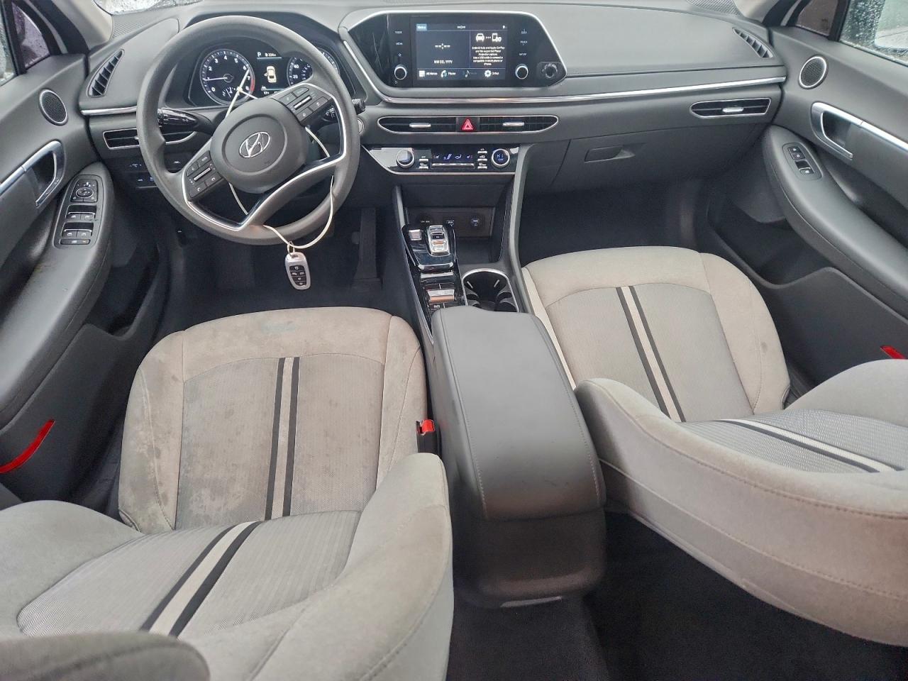 2020 HYUNDAI SONATA SEL photo 8