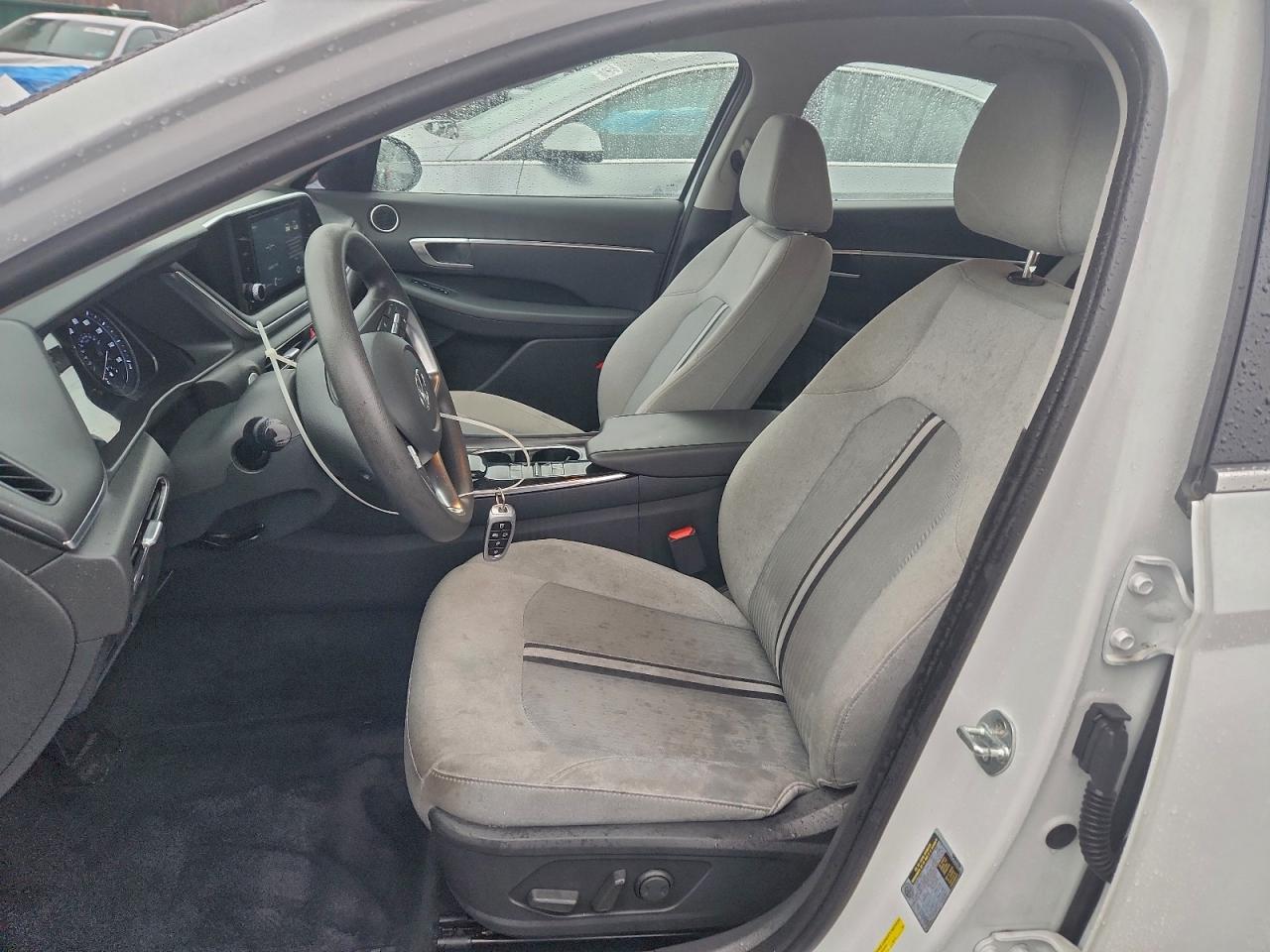 2020 HYUNDAI SONATA SEL photo 7