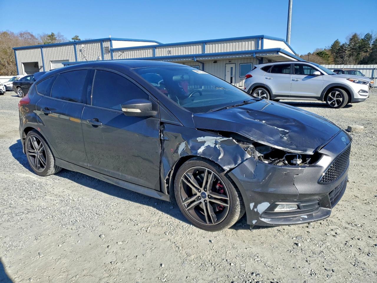 2017 FORD FOCUS ST photo 4