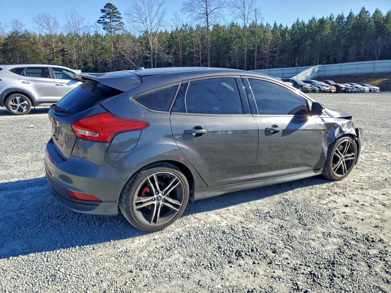 2017 FORD FOCUS ST photo 3