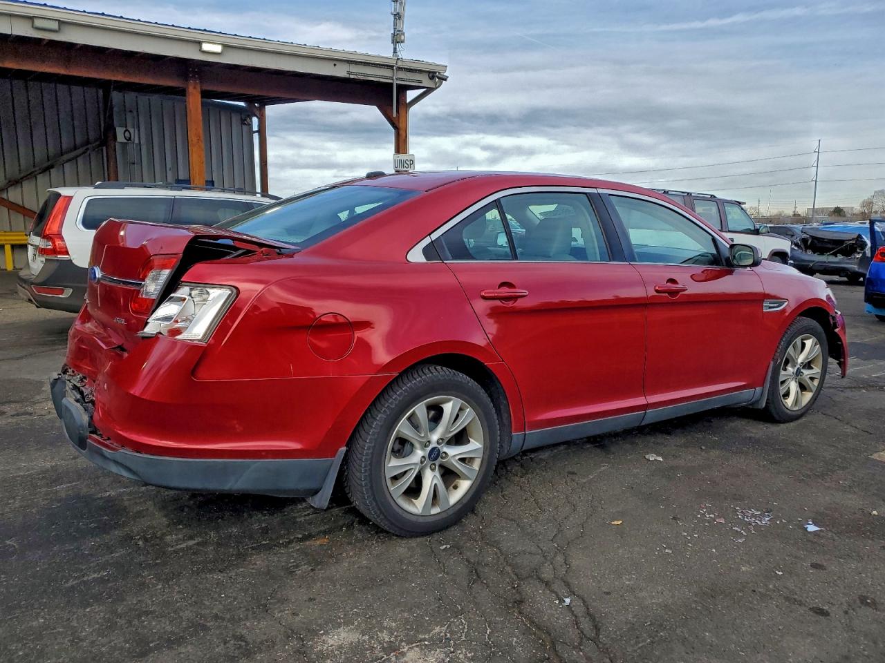 2011 FORD TAURUS SEL photo 3