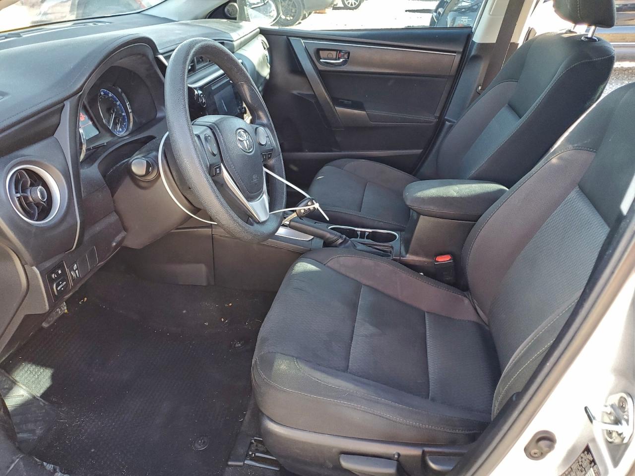 2019 TOYOTA COROLLA photo 7