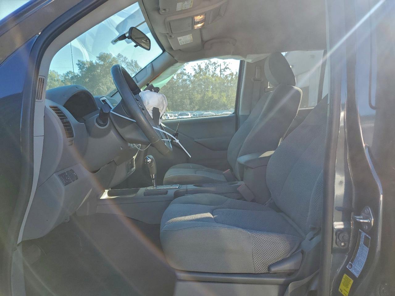 2019 NISSAN FRONTIER S photo 7