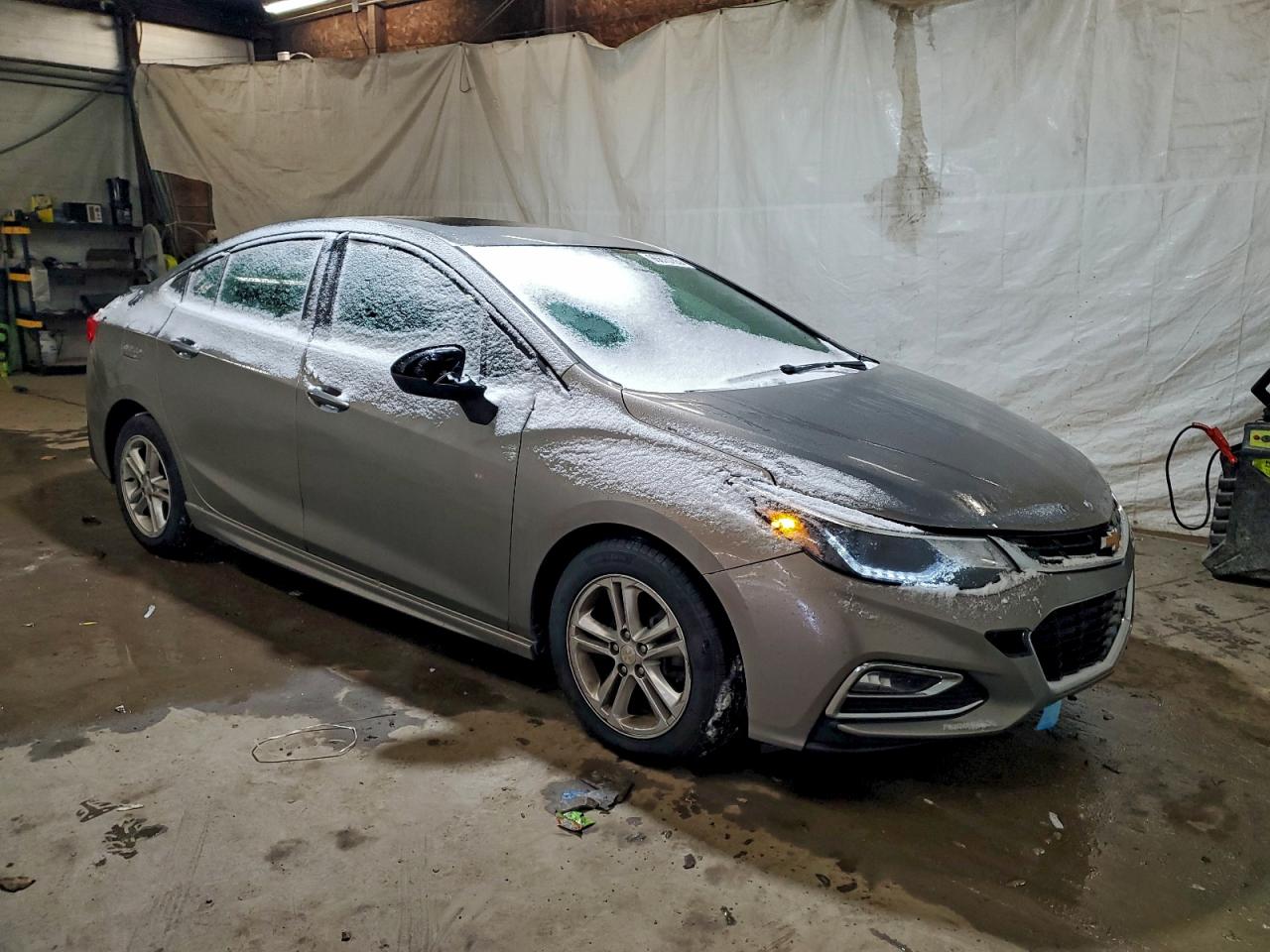 2017 CHEVROLET CRUZE LT photo 4
