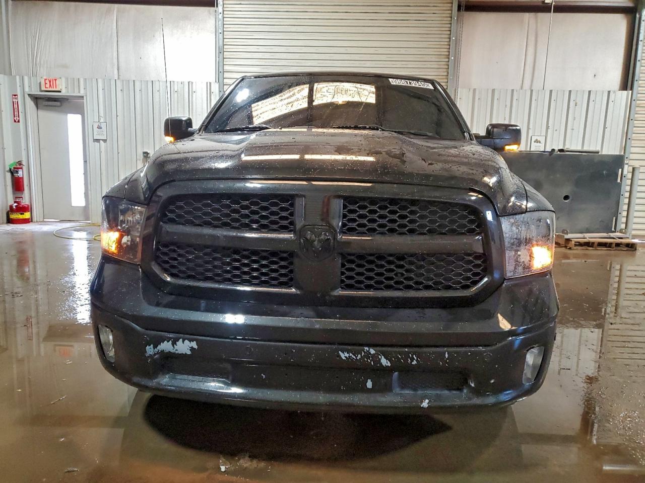 2018 RAM 1500 SLT photo 5