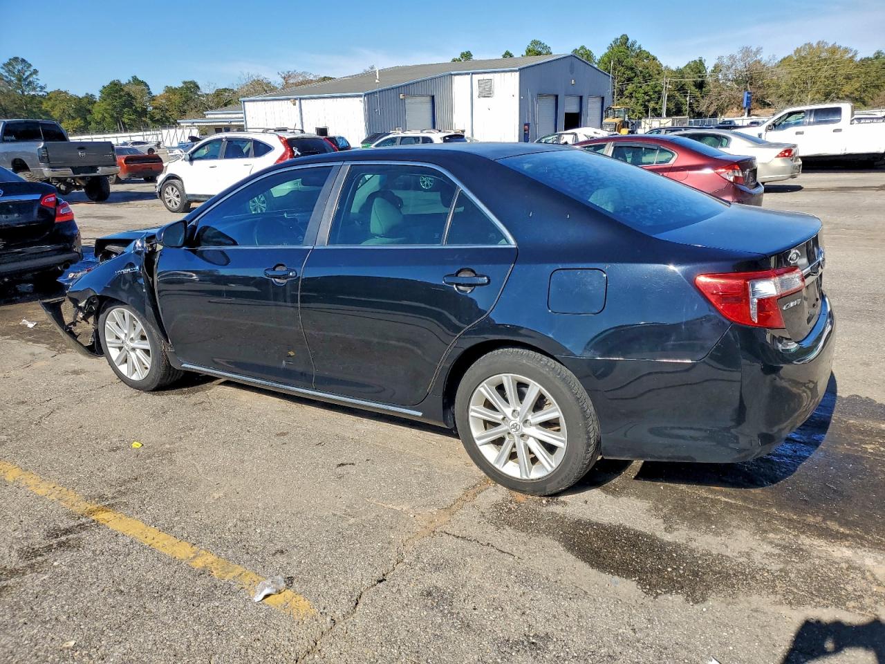 2012 TOYOTA CAMRY HYBRID photo 2