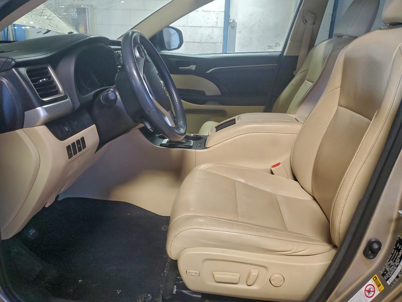 2016 TOYOTA HIGHLANDER LIMITED photo 7