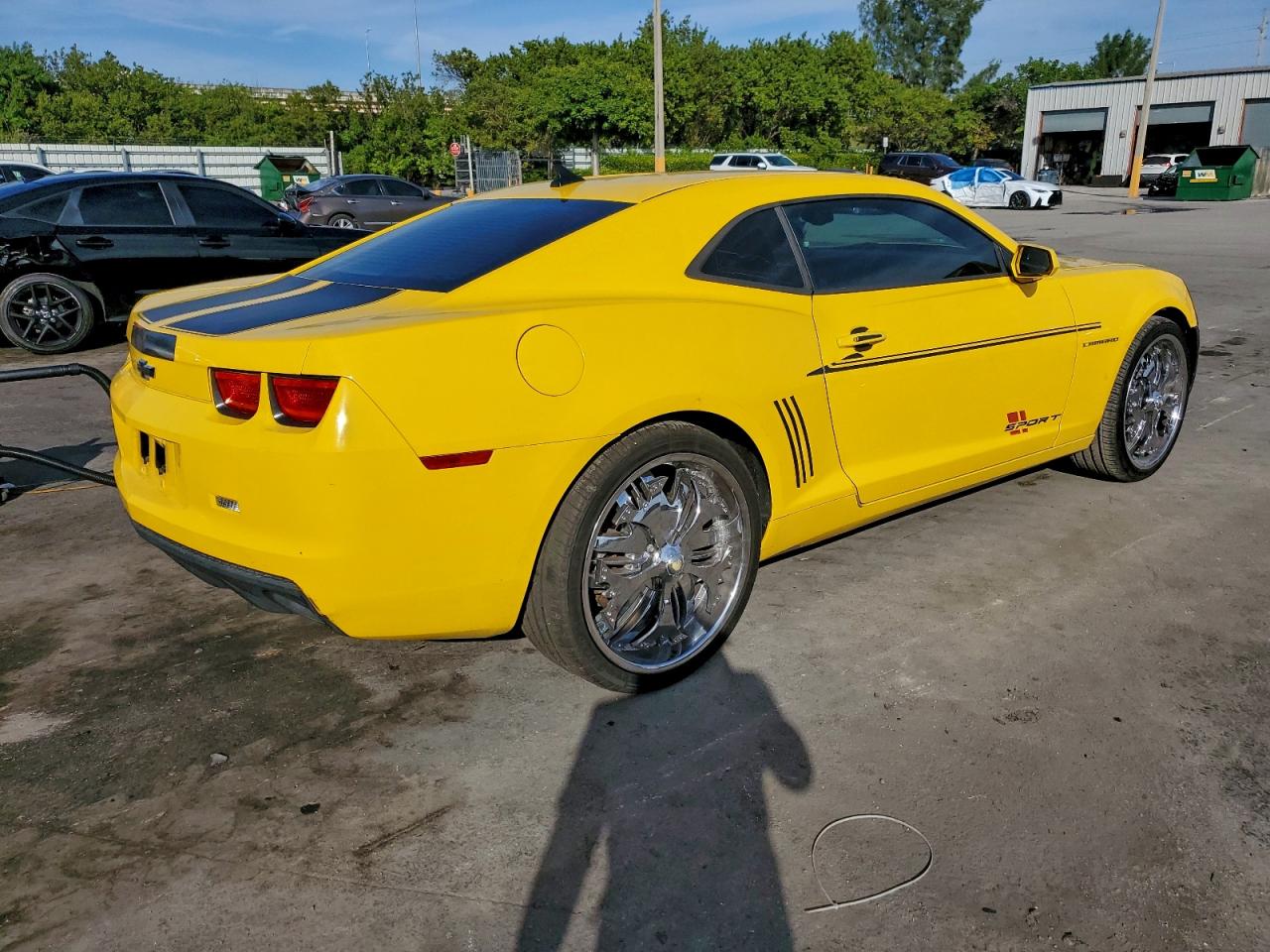 2011 CHEVROLET CAMARO LS photo 3