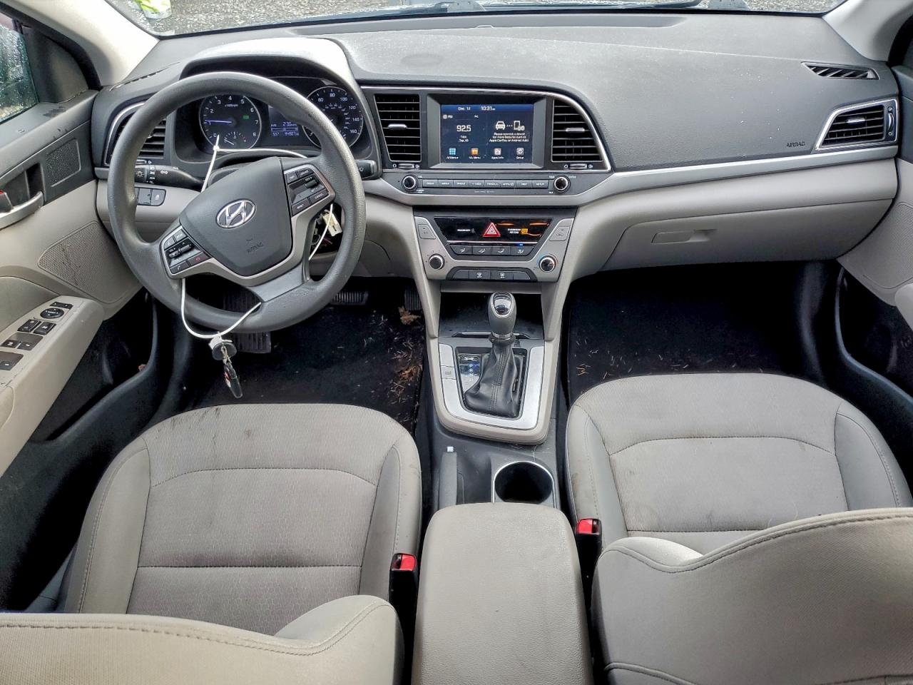 2017 HYUNDAI ELANTRA SE photo 8