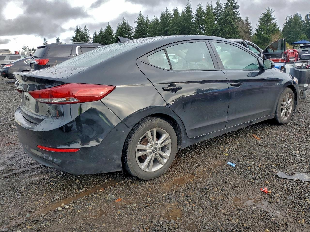 2017 HYUNDAI ELANTRA SE photo 3
