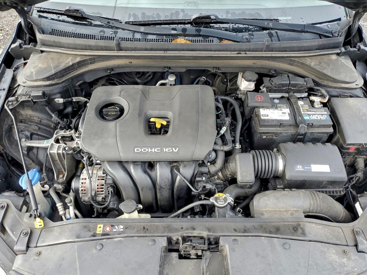 2017 HYUNDAI ELANTRA SE photo 11