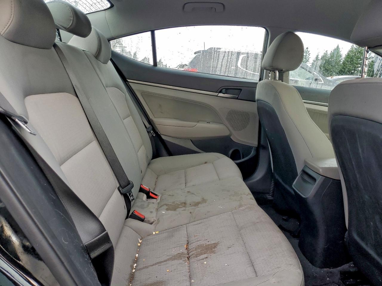 2017 HYUNDAI ELANTRA SE photo 10