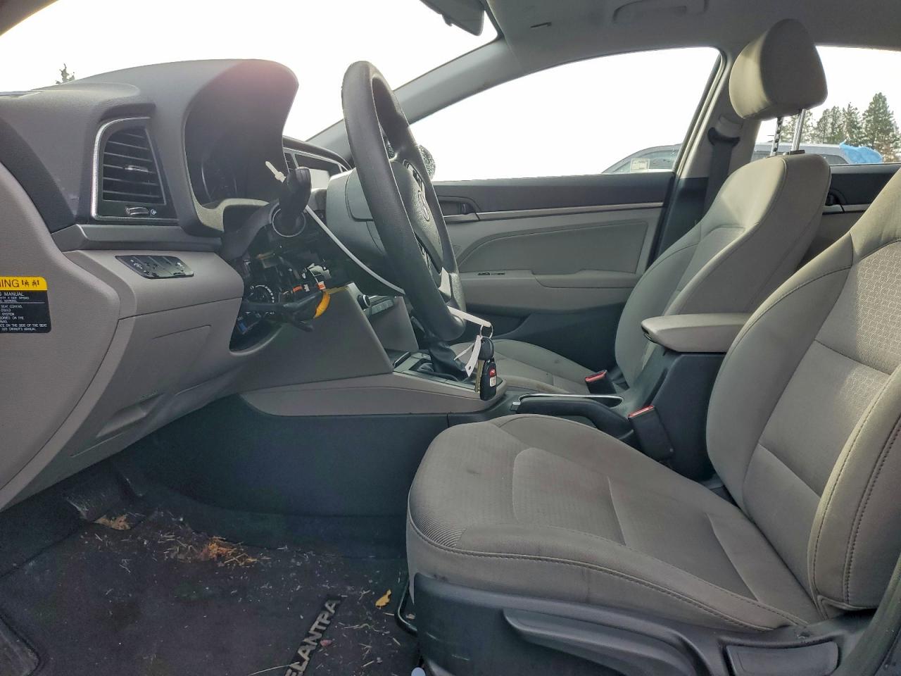 2017 HYUNDAI ELANTRA SE photo 7