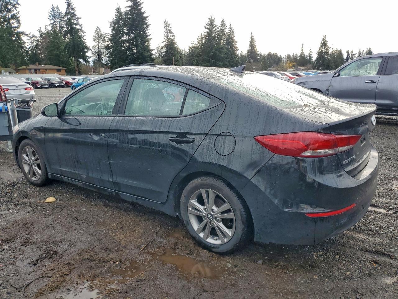 2017 HYUNDAI ELANTRA SE photo 2