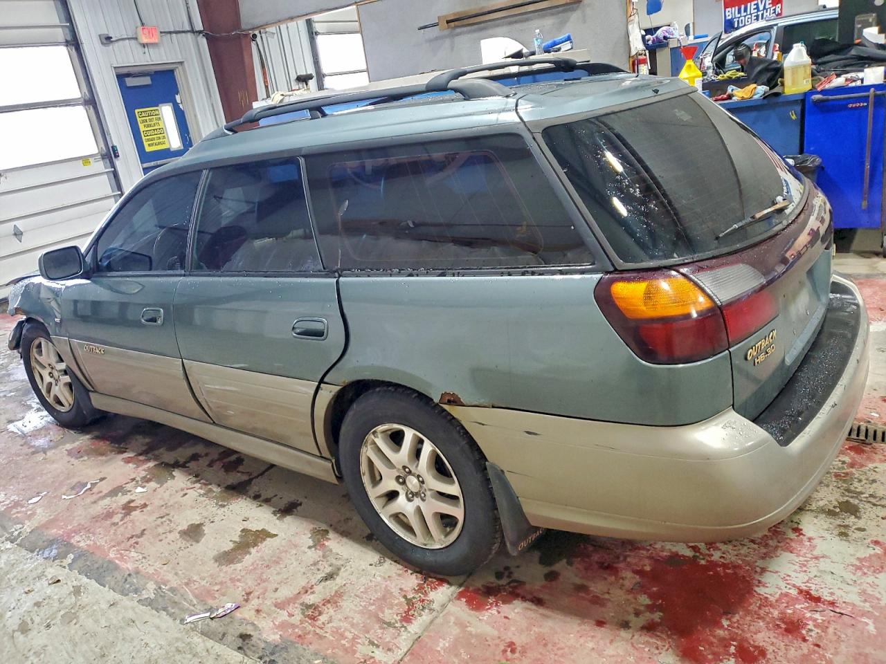 2002 SUBARU LEGACY OUTBACK H6 3.0 VDC photo 2