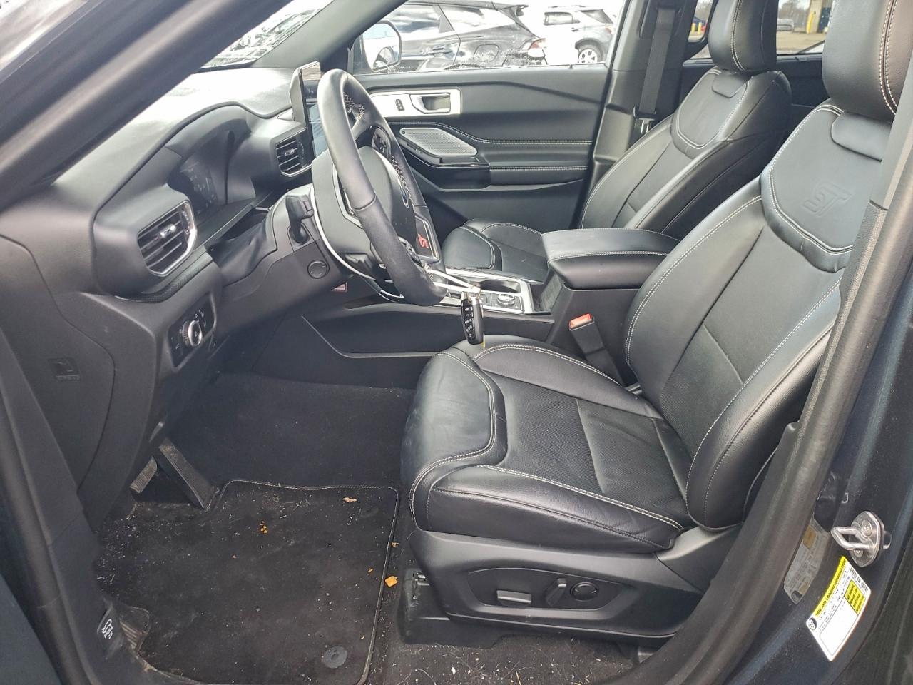 2023 FORD EXPLORER ST photo 7