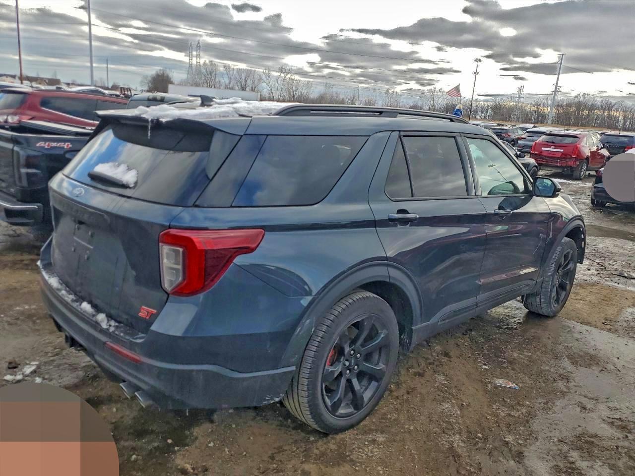 2023 FORD EXPLORER ST photo 3