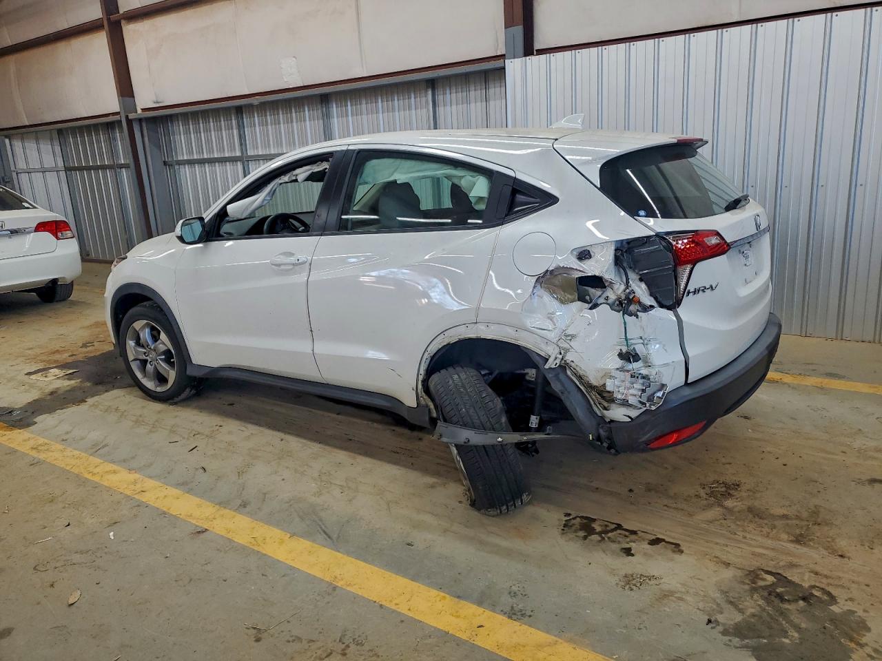 2021 HONDA HR-V LX photo 2