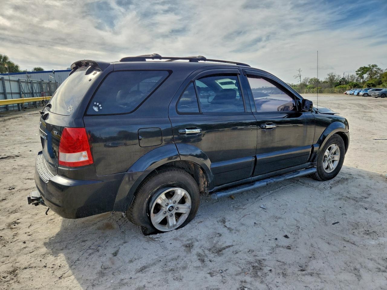 2005 KIA SORENTO EX photo 3
