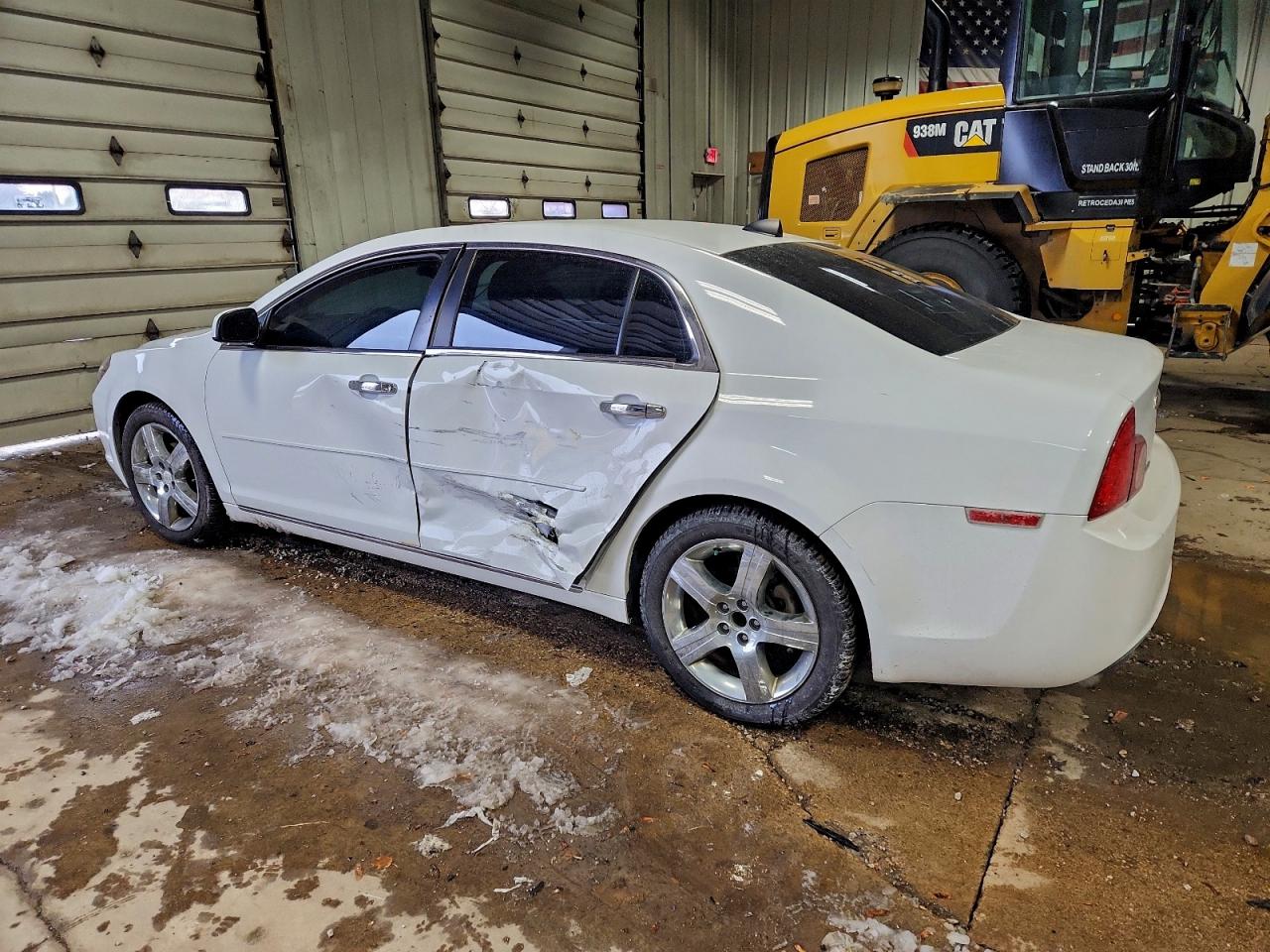 2012 CHEVROLET MALIBU 1LT photo 2