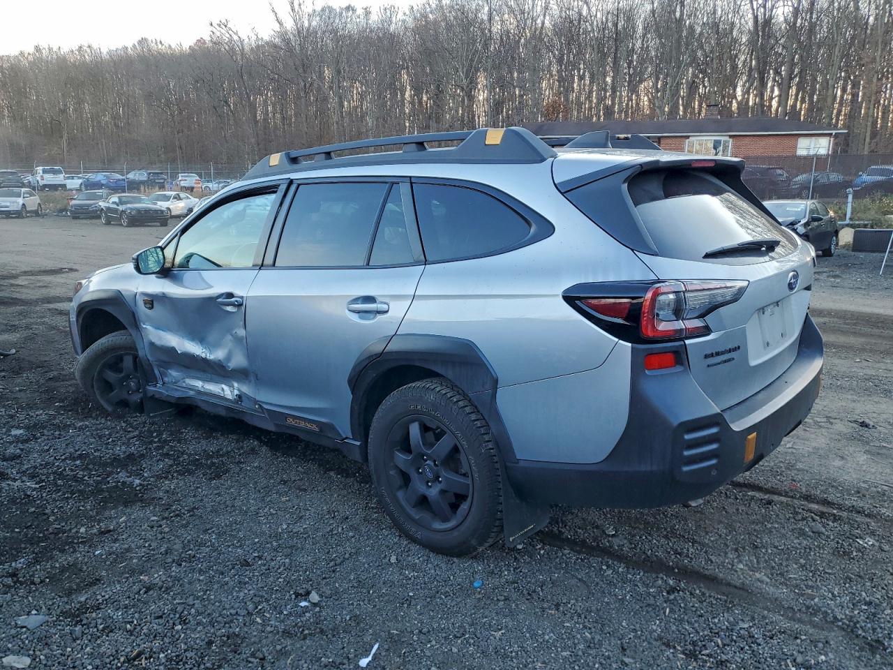 2023 SUBARU OUTBACK WILDERNESS photo 3