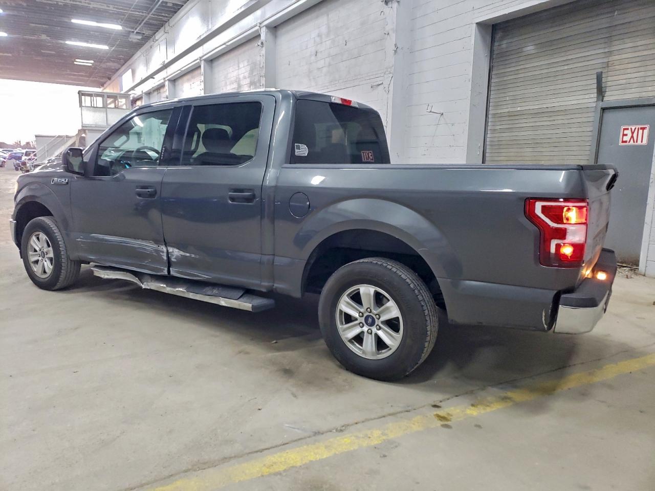 2018 FORD F150 SUPERCREW photo 2