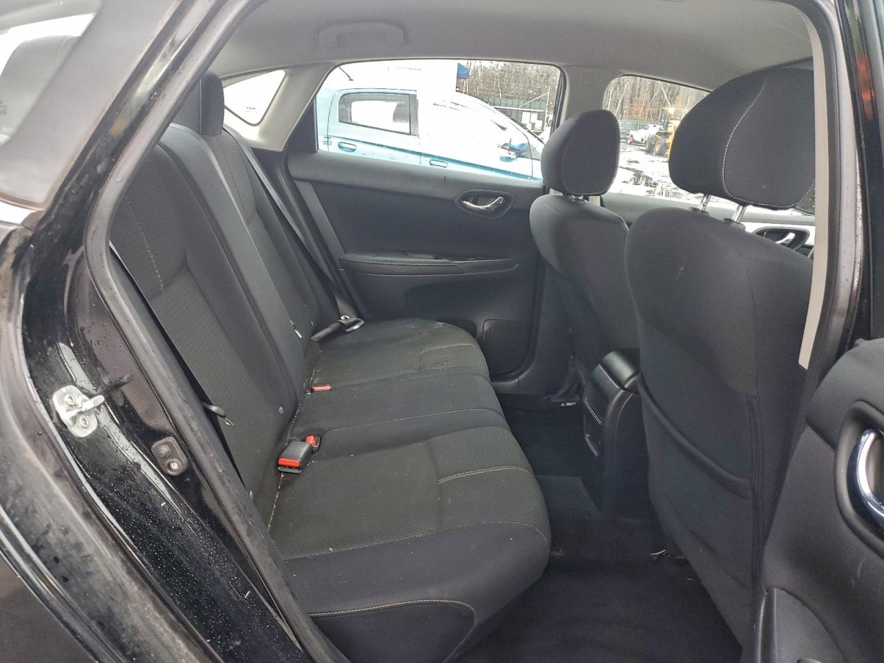 2016 NISSAN SENTRA S photo 10