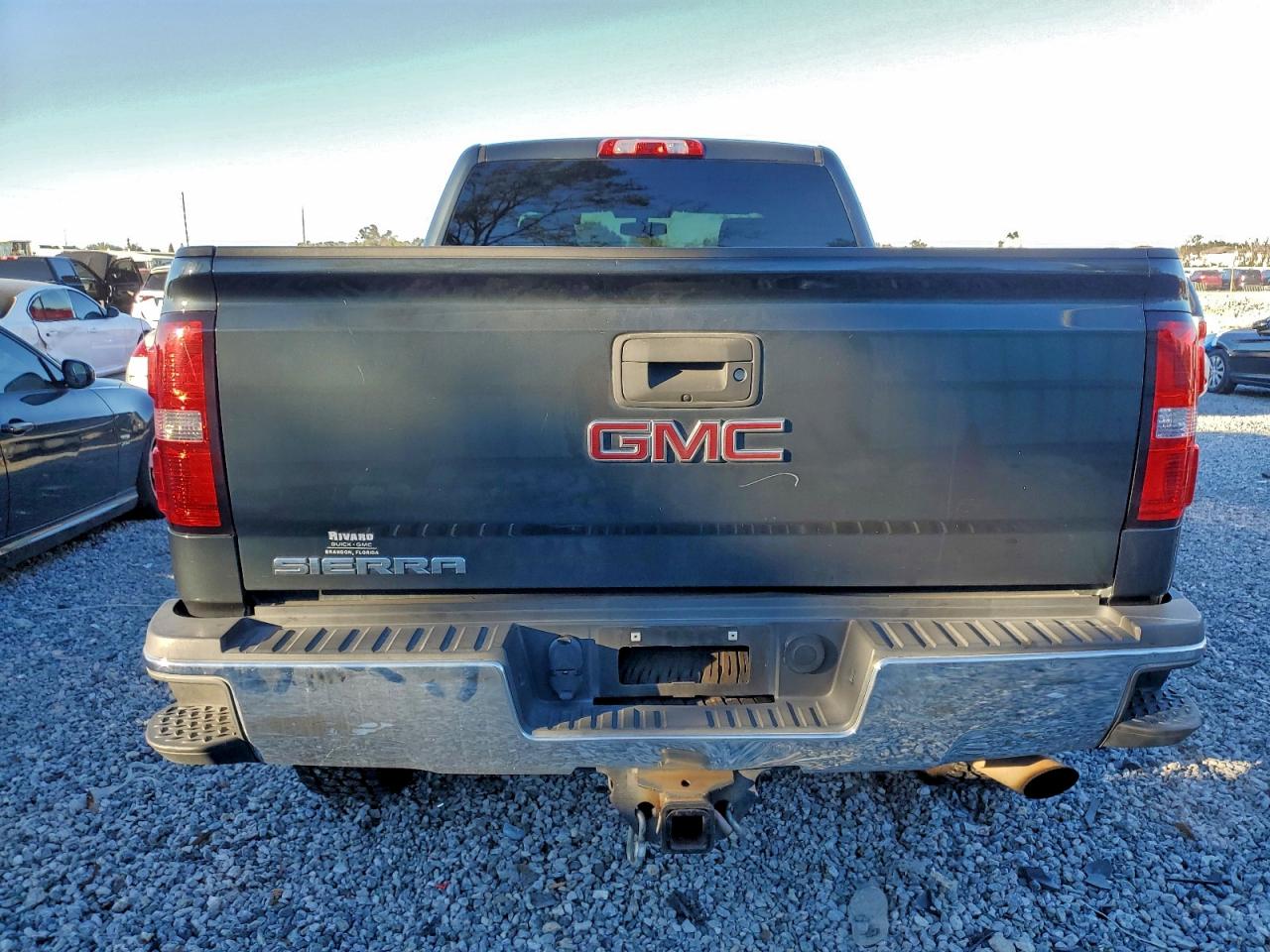 2017 GMC SIERRA K2500 HEAVY DUTY photo 6
