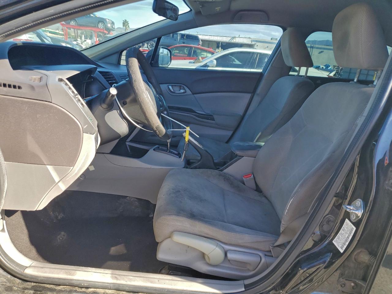 2012 HONDA CIVIC LX photo 7