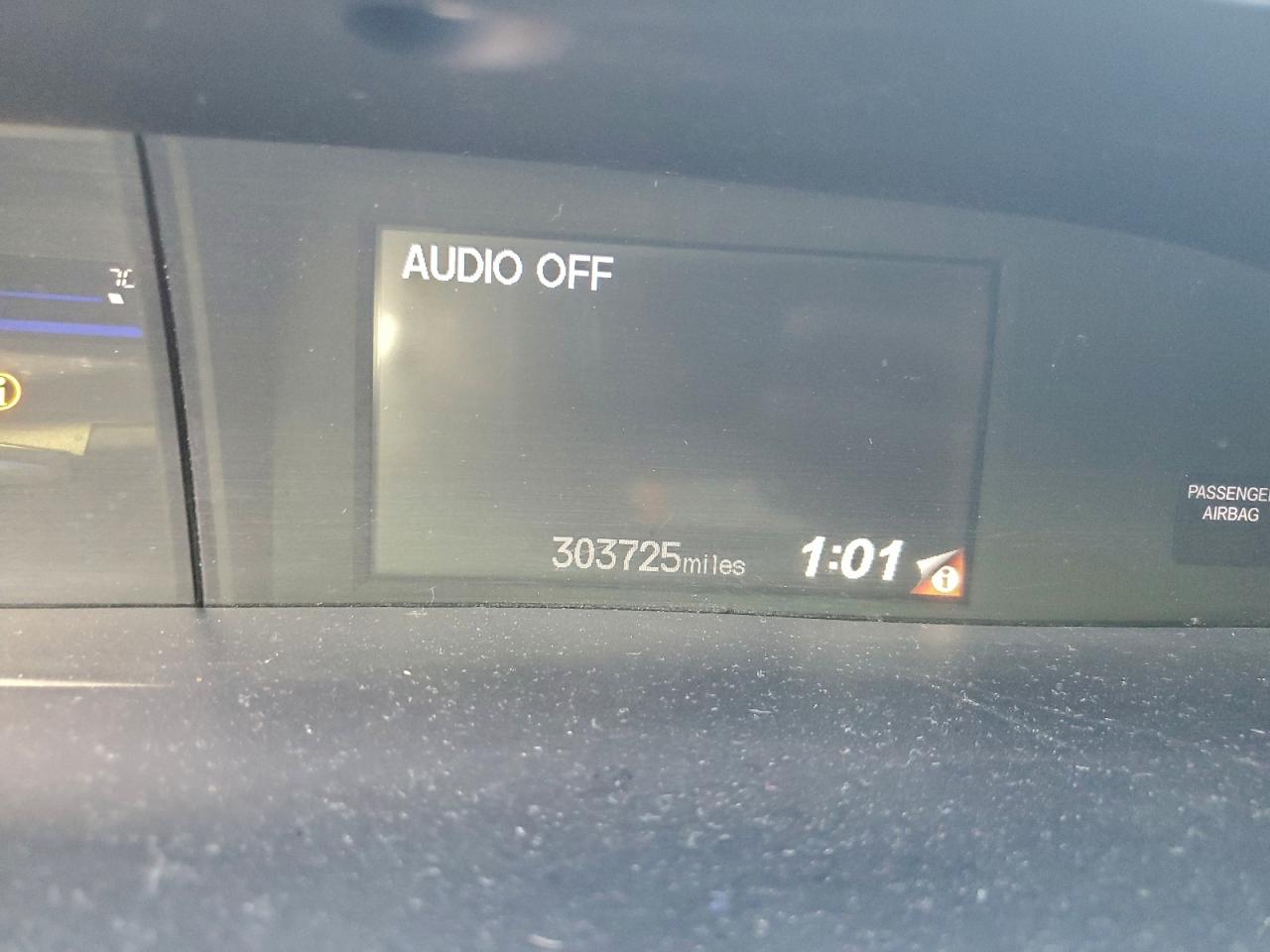 2012 HONDA CIVIC LX photo 9