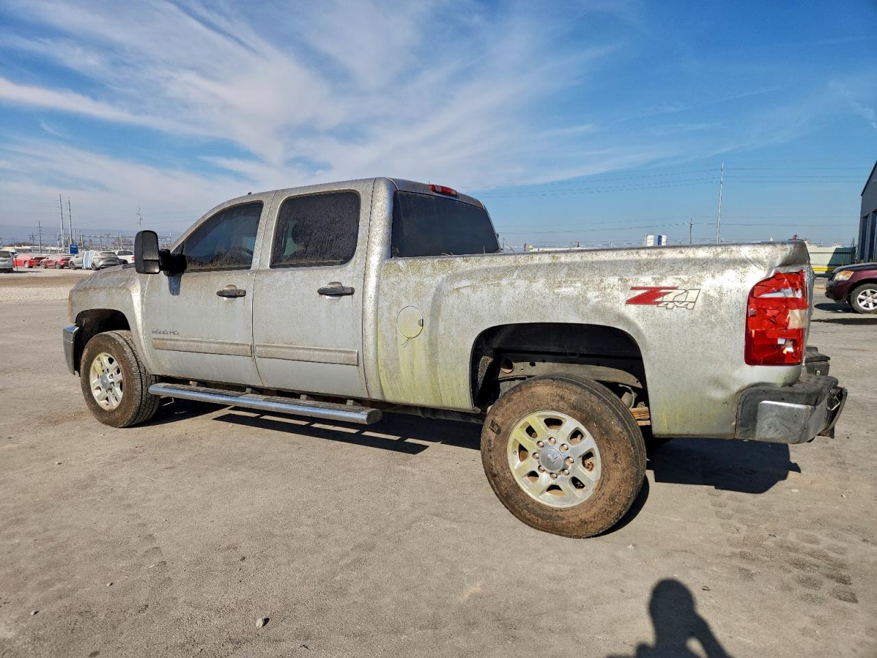 2014 CHEVROLET SILVERADO K2500 HEAVY DUTY LT photo 2
