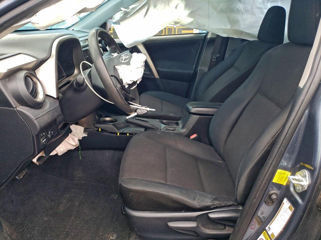 2014 TOYOTA RAV4 LE photo 7