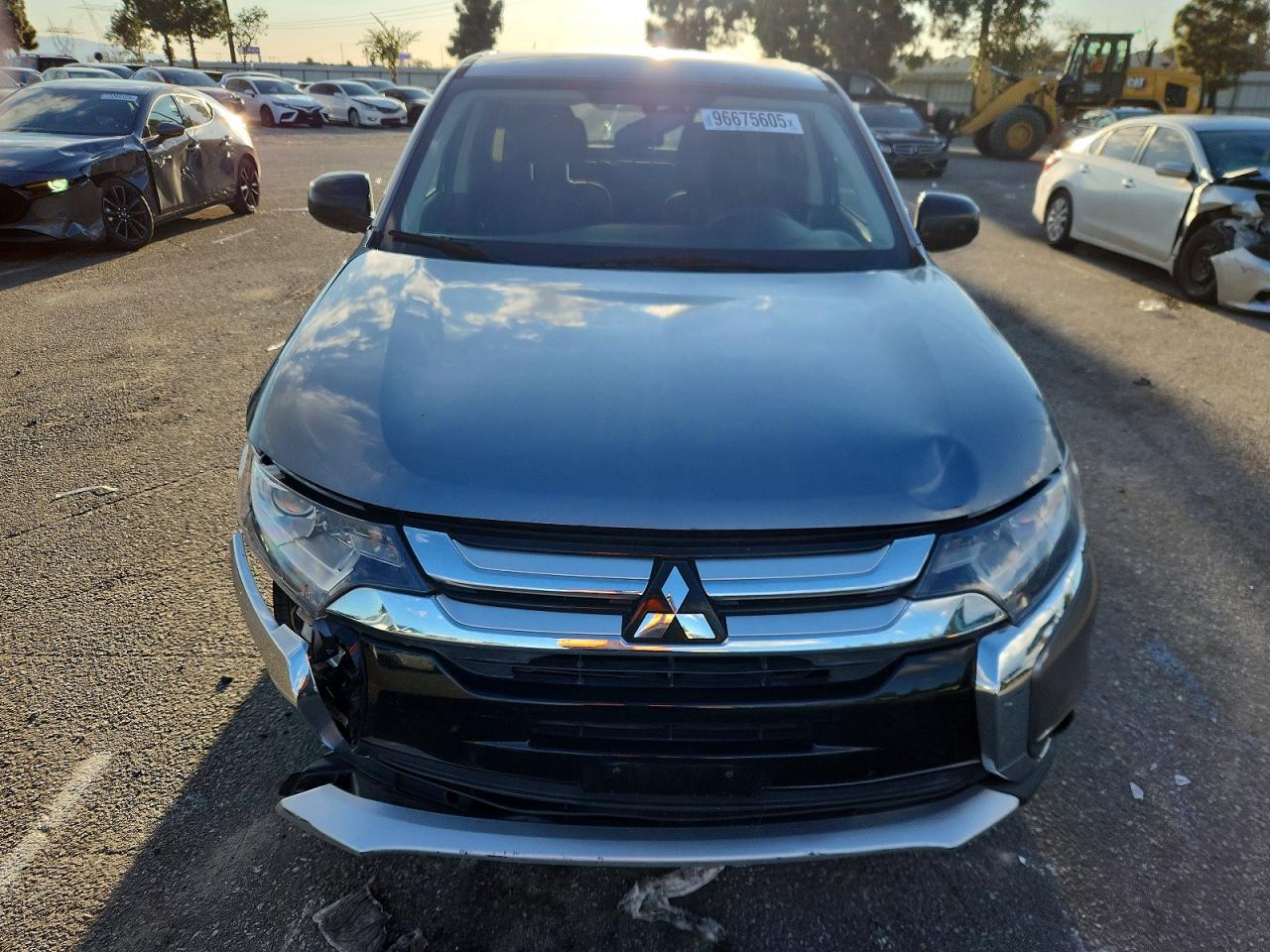 2018 MITSUBISHI OUTLANDER ES photo 9