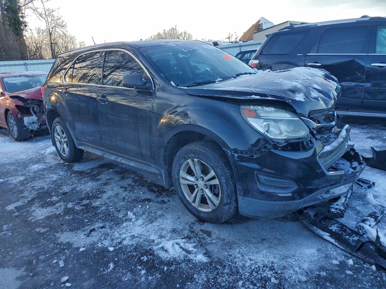 2017 CHEVROLET EQUINOX LS photo 4