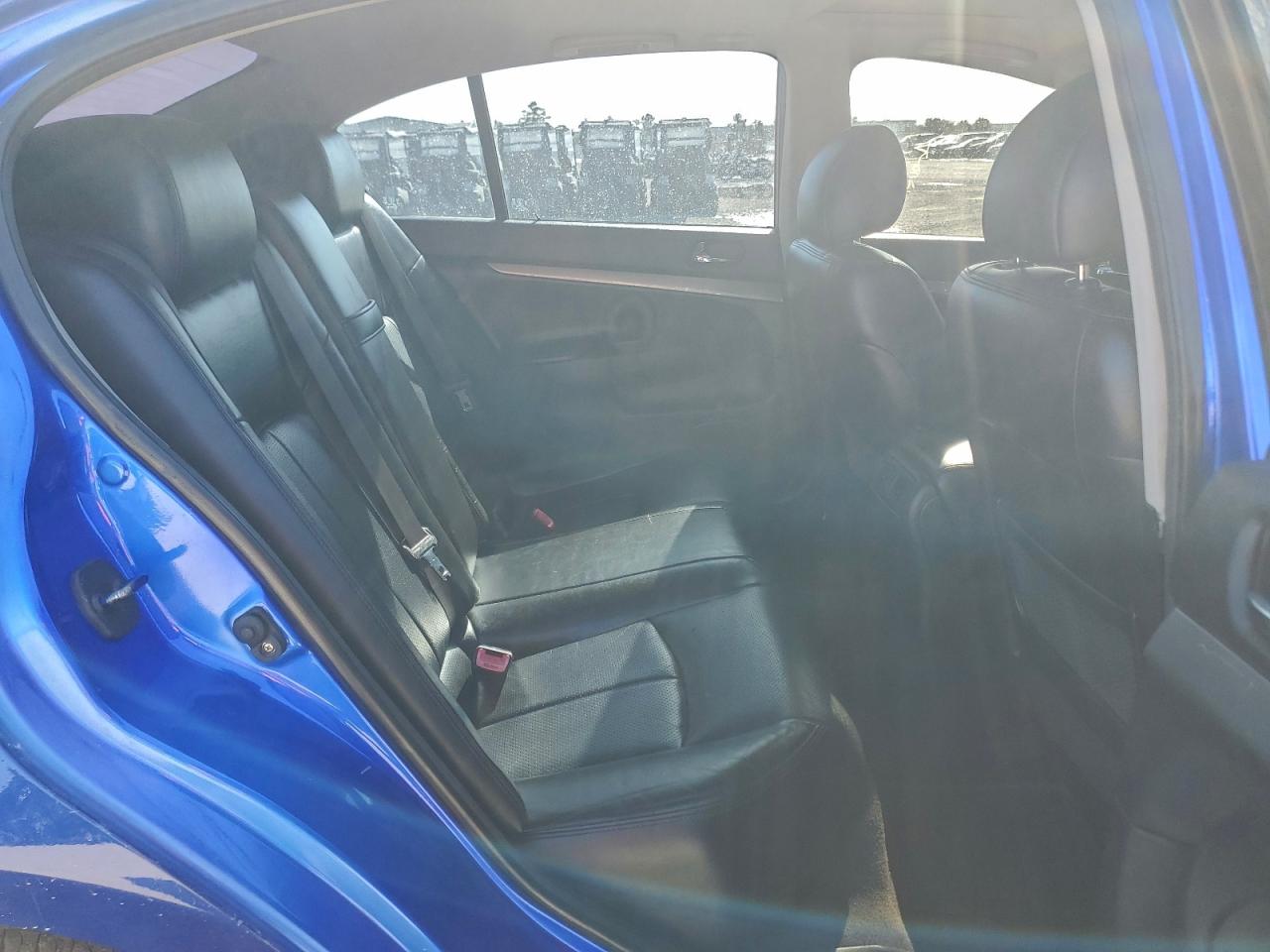 2012 INFINITI G37 photo 10